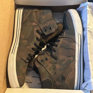 Supra Skateboard Shoes Skate Skating Size 13 Camo High Tops